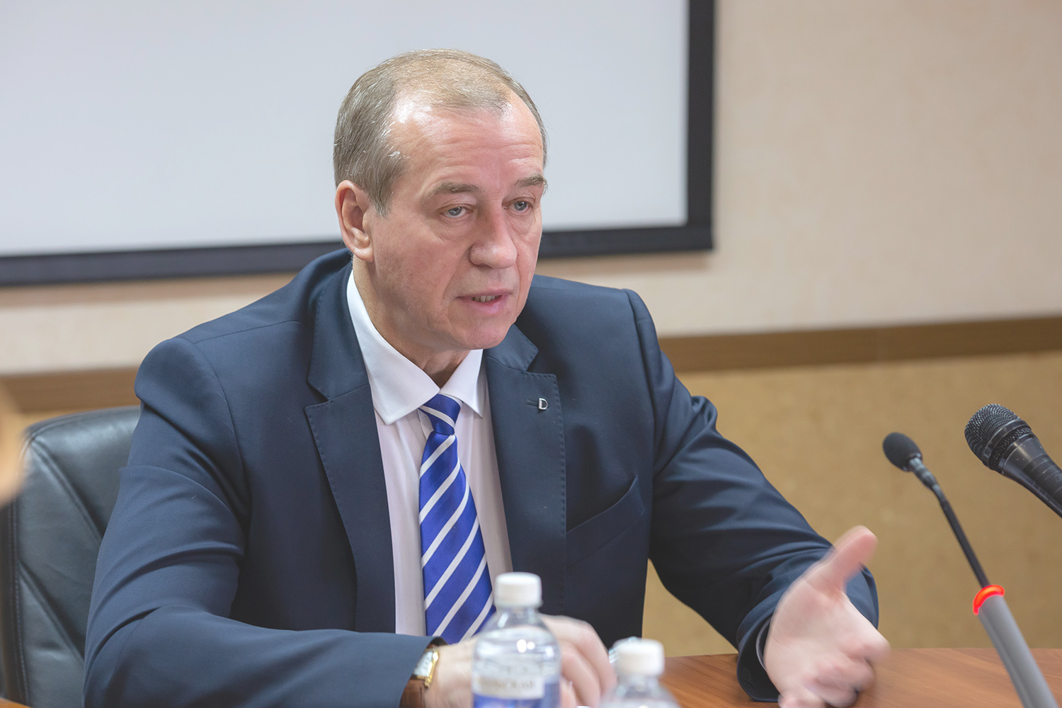 Поздравление с юбилеем губернатору Иркутской области Сергею Георгиевичу Левченко