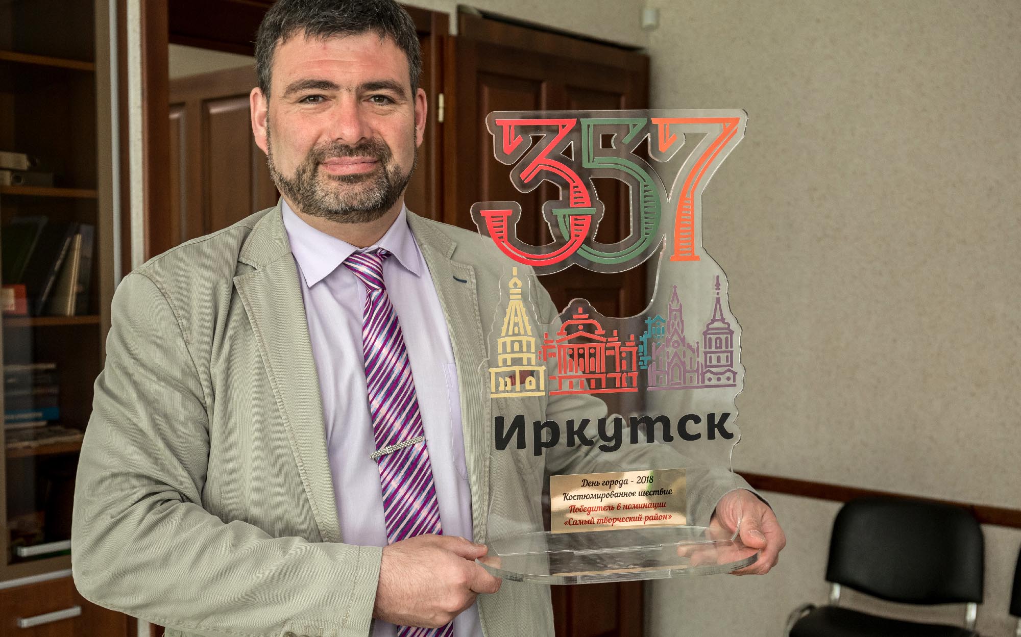 Сотрудники научных институтов ИНЦ СО РАН впервые приняли участие в городском карнавале 