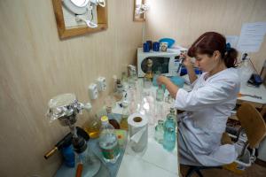 Обработка микробиологических проб на борту НИС «Г.Ю. Верещагин»